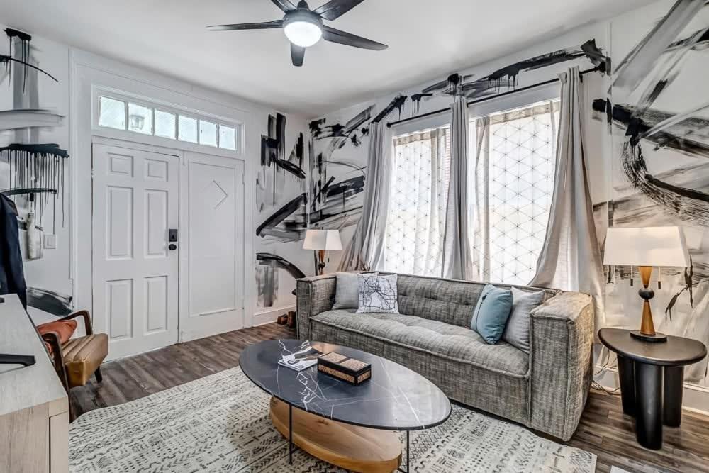 Contemporary Apartment - 5 Min To Tiaa Bank Field! แจ็กสันวิลล์ ภายนอก รูปภาพ