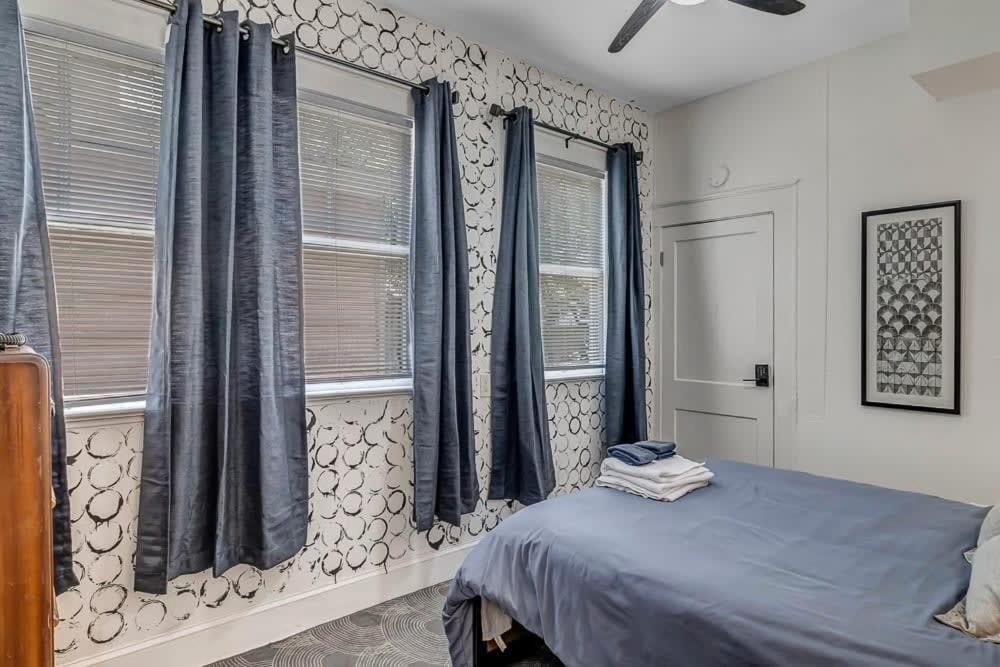 Contemporary Apartment - 5 Min To Tiaa Bank Field! แจ็กสันวิลล์ ภายนอก รูปภาพ