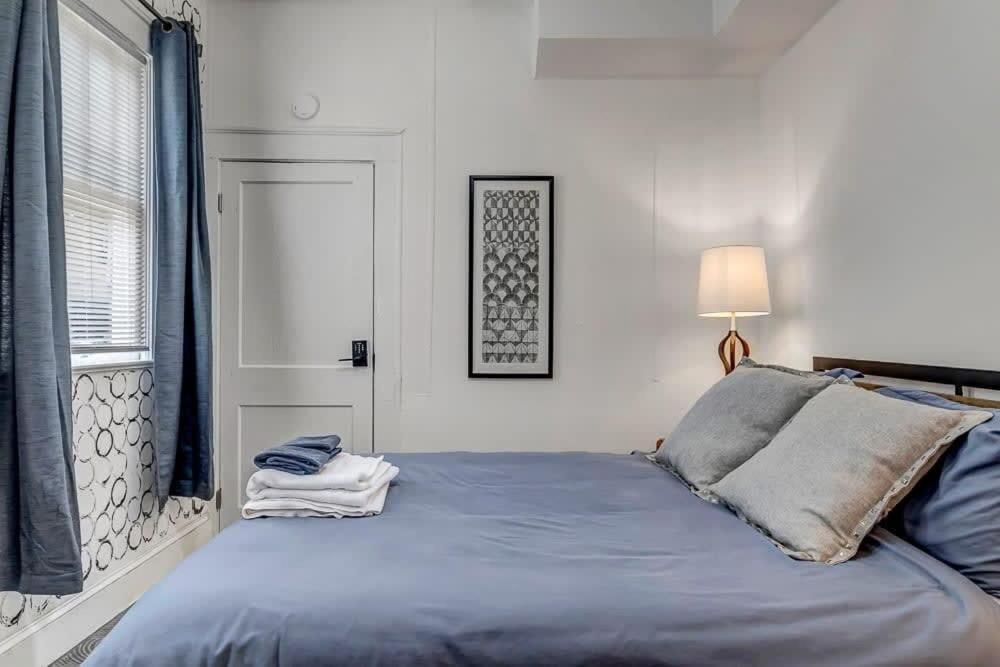 Contemporary Apartment - 5 Min To Tiaa Bank Field! แจ็กสันวิลล์ ภายนอก รูปภาพ